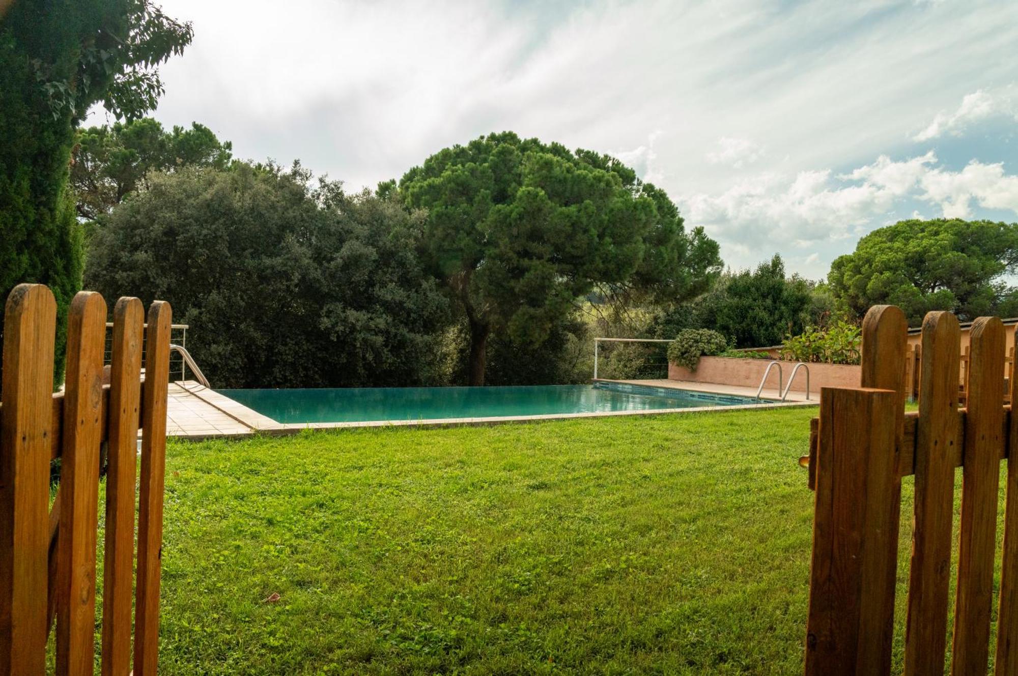 Casa Rural El Bruguer Vell Santa Eulalia de Ronsana Экстерьер фото
